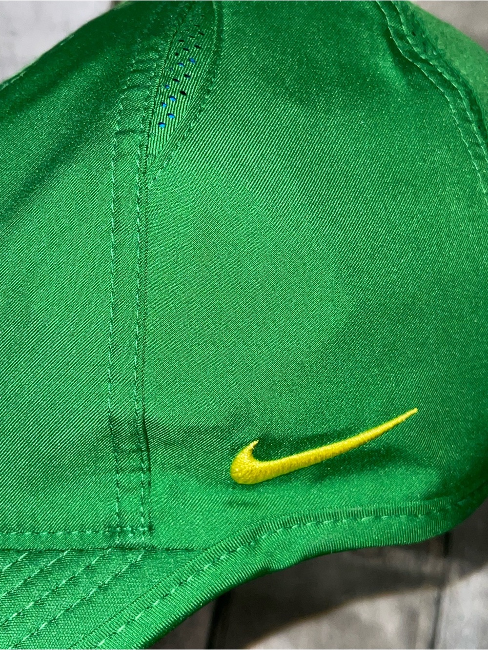 Nike Dri-FIT Featherlight Hat with Oregon Duck Logo U of O Running Hiking - Picture 4 of 8